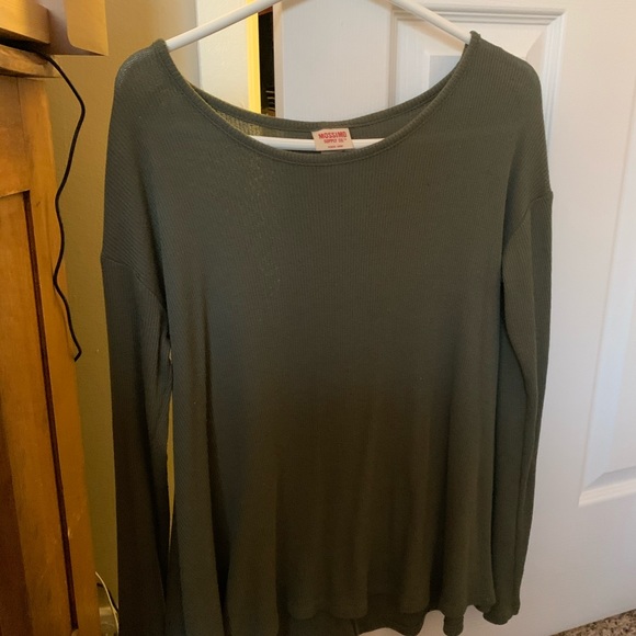 Target over sized shirt - Picture 3 of 3